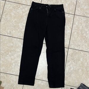 156.  boohoo pants size 4 (missing top button)